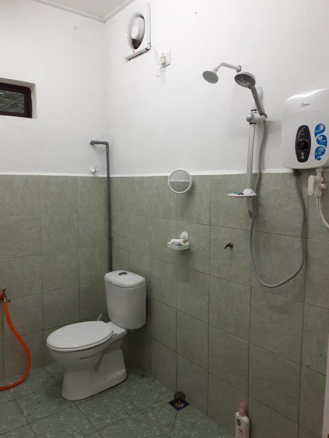 Homestay Idaman B B With 2 Room Aircond 2 Quen Bed And Not Sharing Room -Privacy กัวลาตรังกานู ภายนอก รูปภาพ