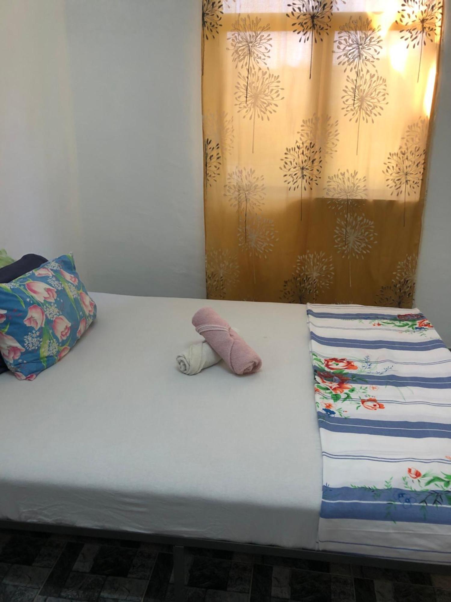 Homestay Idaman B B With 2 Room Aircond 2 Quen Bed And Not Sharing Room -Privacy กัวลาตรังกานู ภายนอก รูปภาพ